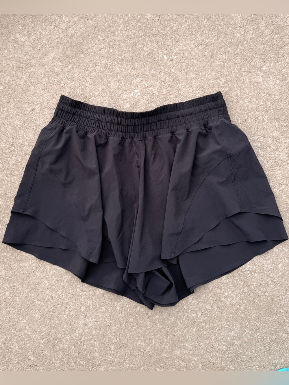 Lululemon Shake it Out Short